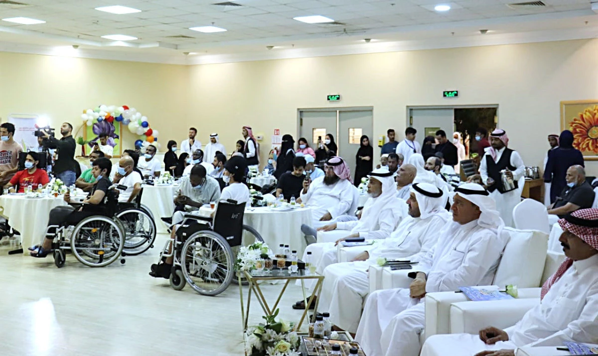 The event welcomed spinal cord injury patients, who spoke about their experiences and daily life challenges, in addition to social organizations that can assist the patients.