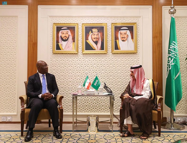 Saudi Foreign Minister Prince Faisal bin Farhan meets his counterpart from Equatorial Guinea Simeon Oyono Esono. (SPA)