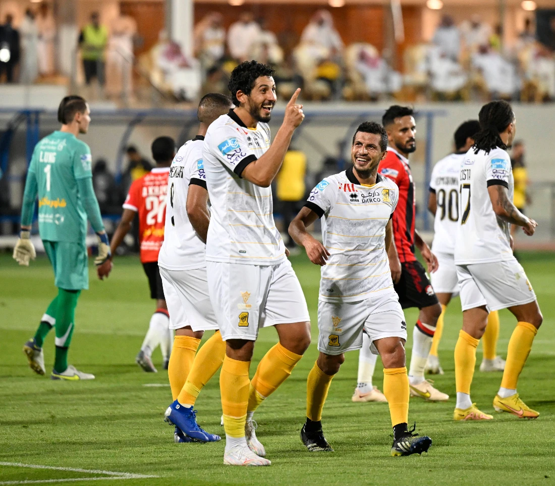 Egyptian star Ahmed Hegazi celebrates scoring Al-Ittihad's winner against Al-Raed. (AN Photo: Basheer Saleh)