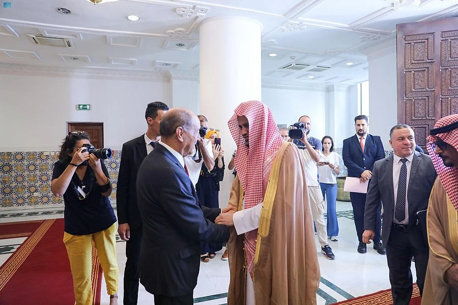 Saudi Attorney General Sheikh Saud bin Abdullah Al-Mojeb visits Algerian Constitutional Court. (SPA)