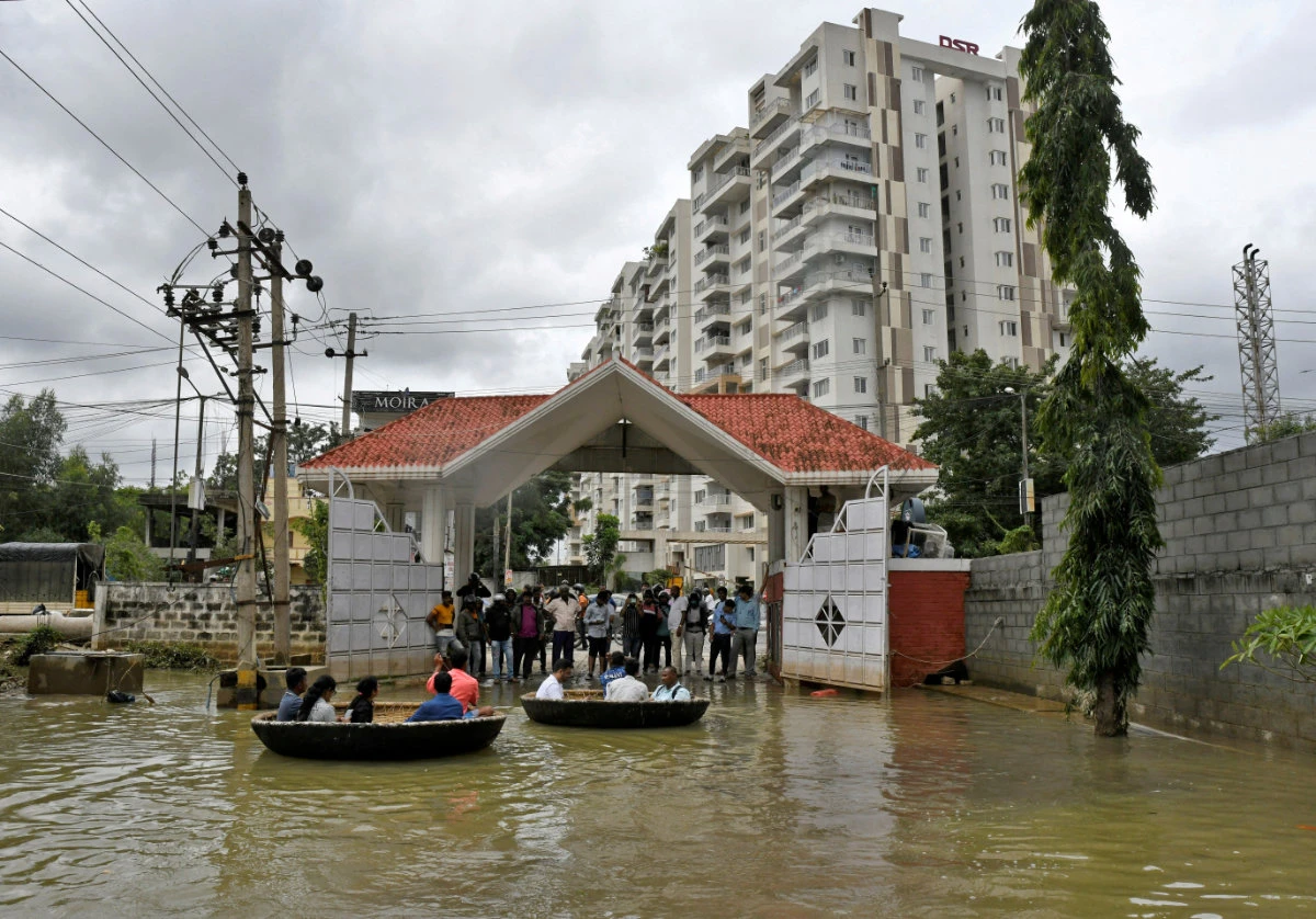 Traffic, water shortages, now floods: the slow death of India’s tech hub?
