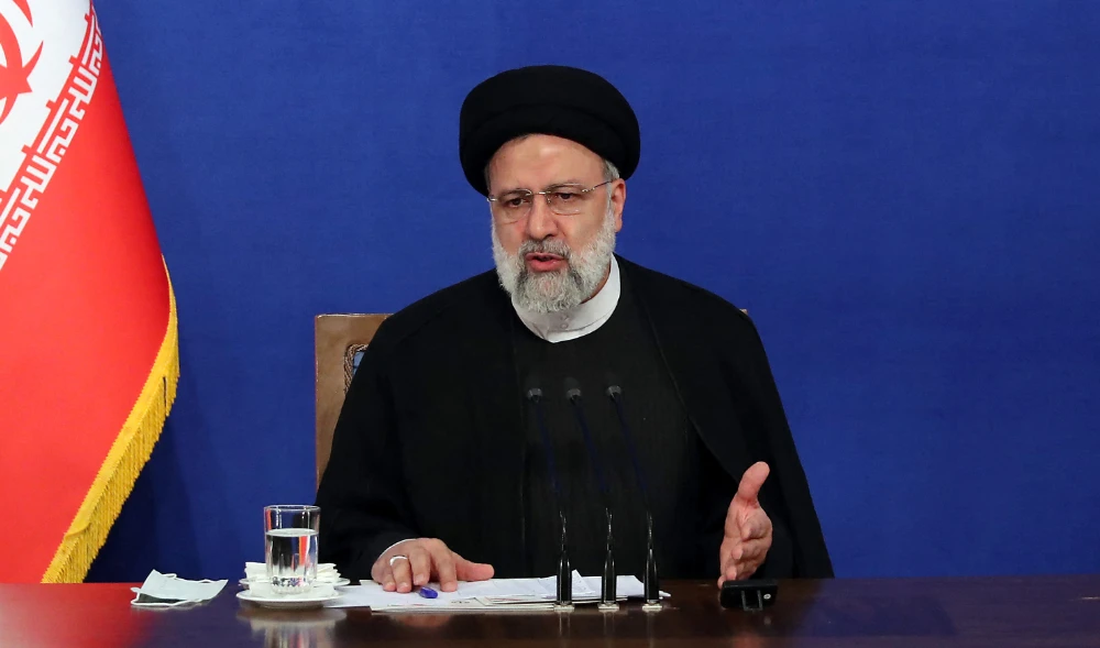 Raisi orders probe of woman’s death in custody