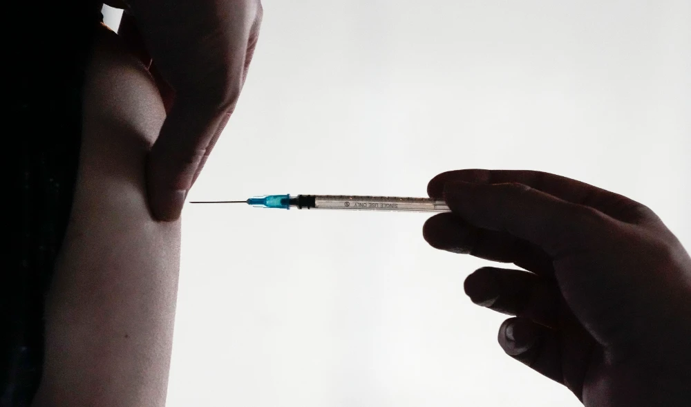 Saudi health ministry administered more than 68 million COVID-19 vaccine doses across KSA. (AP)