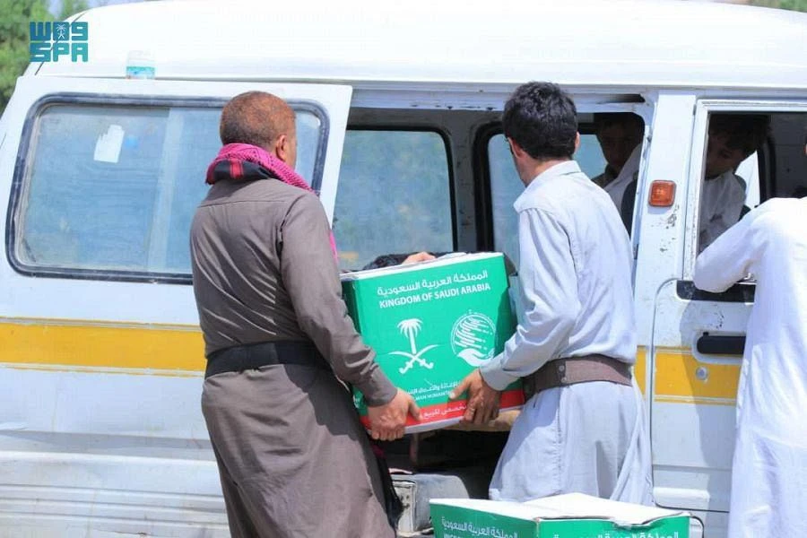 KSRelief distributed over the weekend 119 tons and 840 kilograms of food baskets as part of its food security project this year. (SP)A