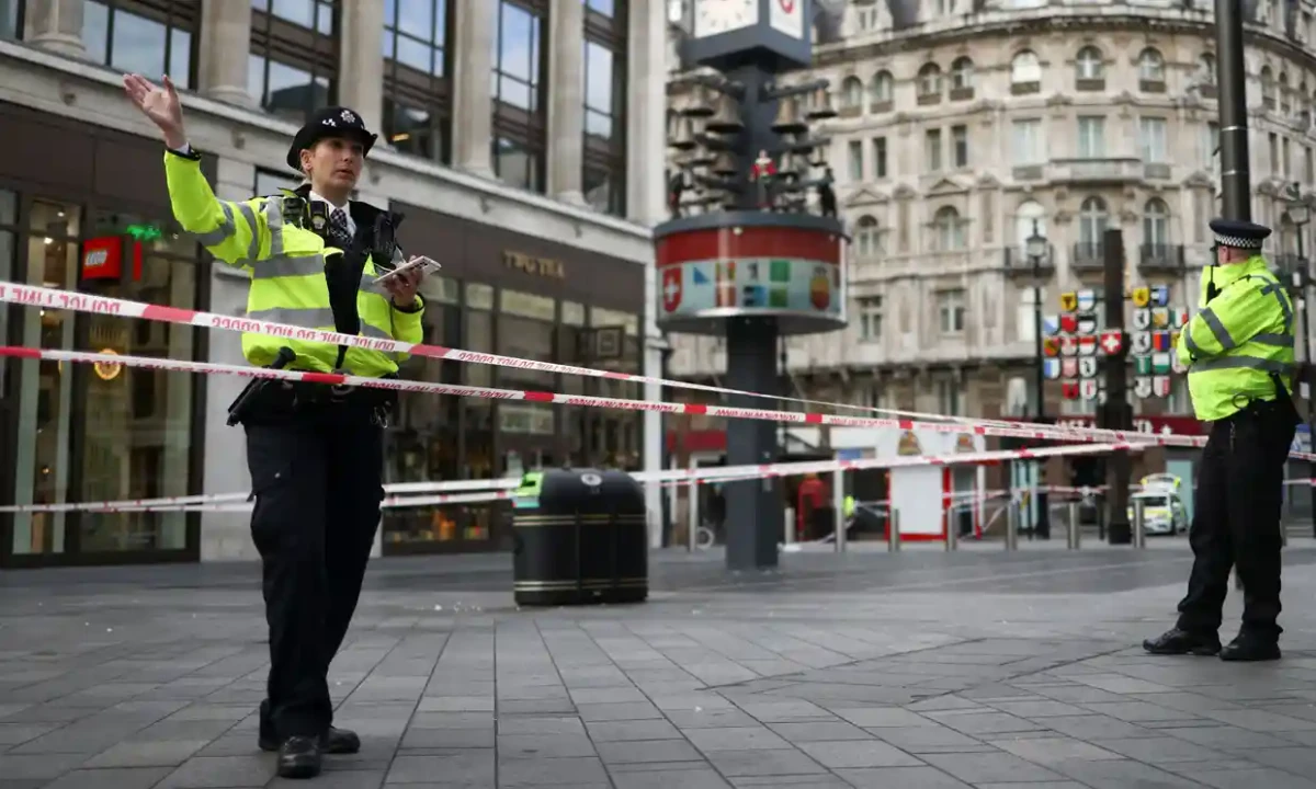 Faith leaders call for calm amid fears Hindu-Muslim violence could spread across UK