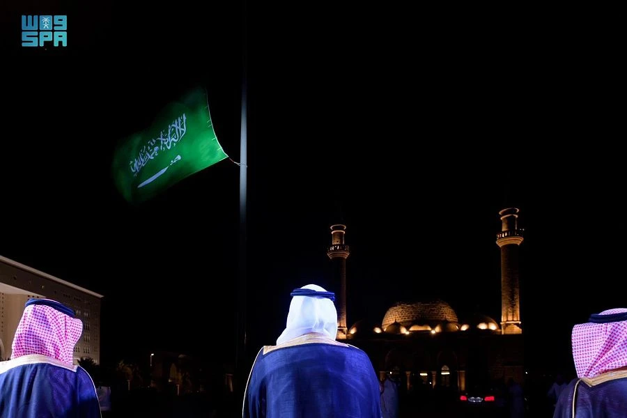 Madinah governor celebrates first phase of King Abdulaziz Square