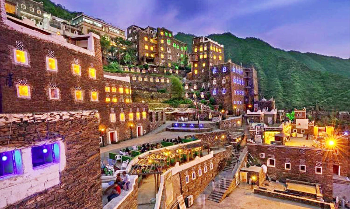 Domestic tourism in the Kingdom soared 86.6% percent to $21.6 billion in 2021. (File)