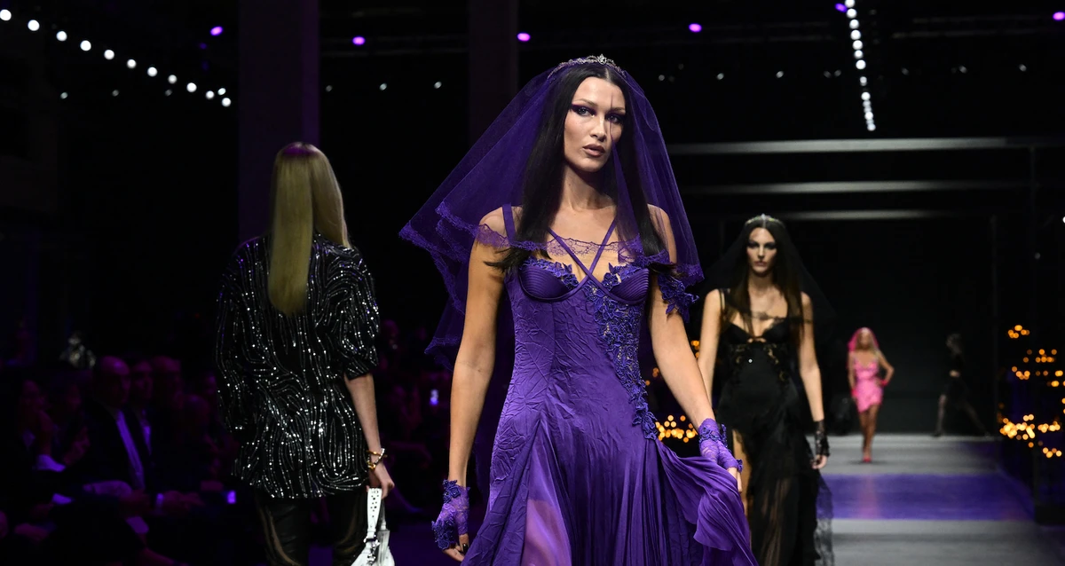 Versace taps Arab models Bella, Gigi Hadid for Milan show