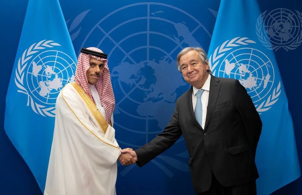 Saudi foreign minister discusses cooperation, security with UN’s Guterres in New York