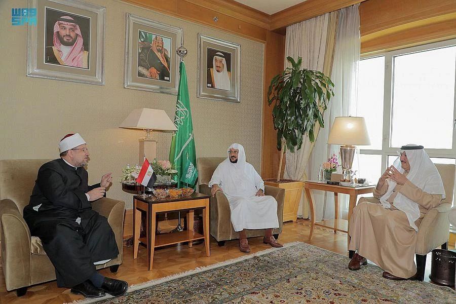 Saudi Arabia’s Minister of Islamic Affairs meets with Egypt’s Minister of Endowments
