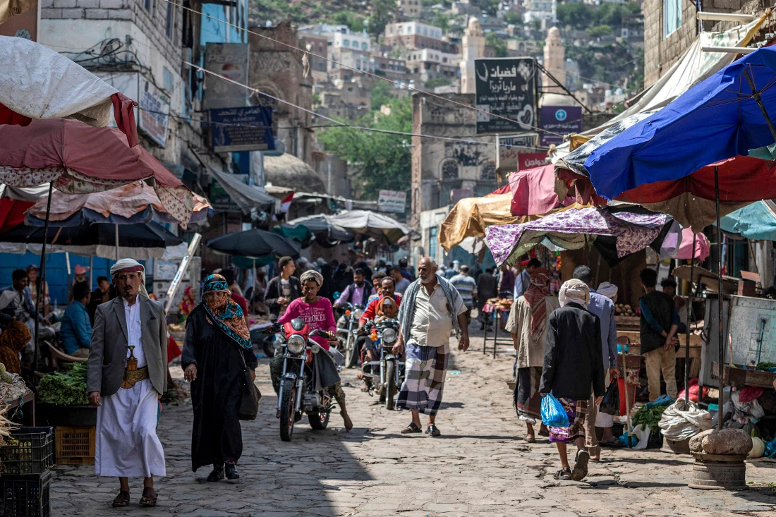 Yemen reviews humanitarian projects amid renewed Houthi attacks