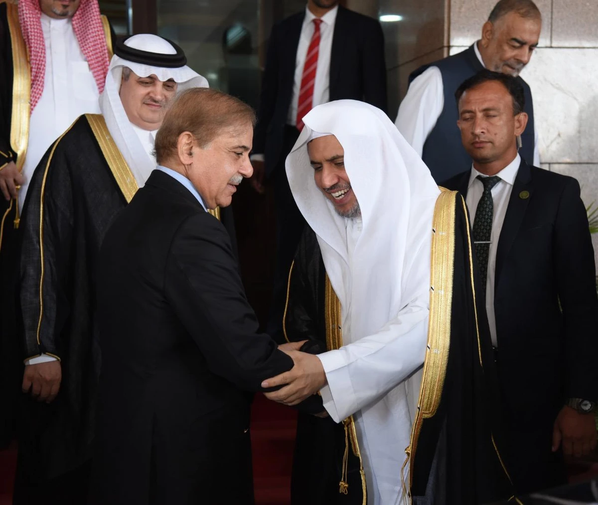 Mohammed bin Abdulkarim Al-Issa, secretary-general of the MWL and chairman of the Association of Muslim Scholars, held a meeting with Pakistan Prime Minister Shehbaz Sharif. (Supplied)