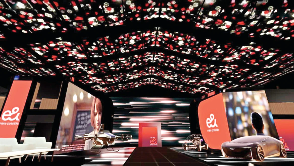 The e& stand at GITEX Global elevates visitors’ digital experiences by taking them on a journey to a whole new level of social engagement.