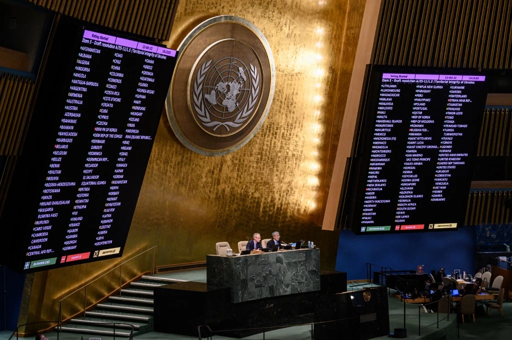 A general view shows voting results during a UN General Assembly emergency meeting to discuss Russian annexations in Ukraine on October 12, 2022. (AFP)