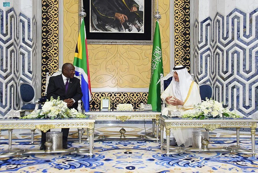 South Africa’s President Cyril Ramaphosa was received by Prince Khalid Al-Faisal, the governor of Makkah, upon his arrival in Jeddah. (SPA)