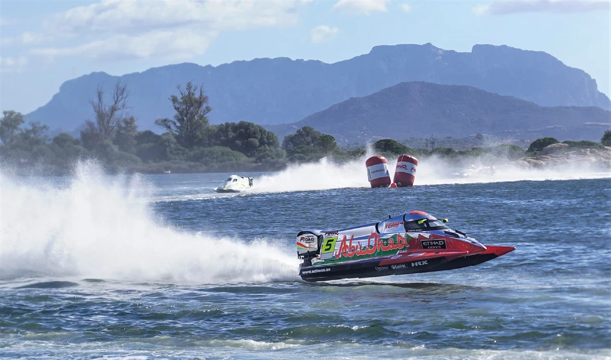 UAE’s Thani Al-Qemzi takes pole with record-breaking charge