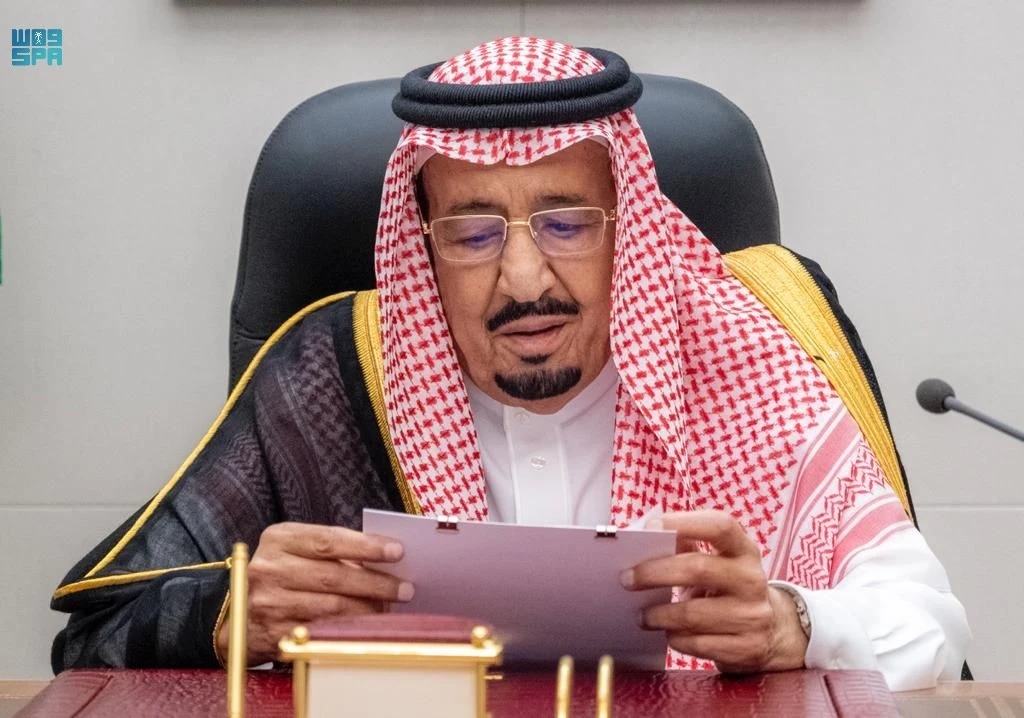 King Salman lauds rapid economic progress to achieve Vision 2030