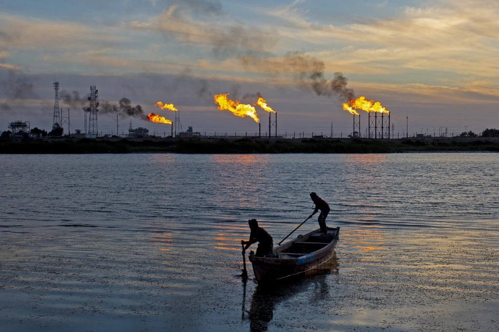 Iraqi minister admits links between oil industry, cancer