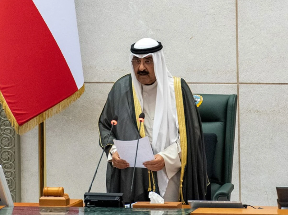 Kuwait’s Crown Prince, Sheikh Mishal Al-Ahmad Al-Jaber Al-Sabah directed politicians to respect the constitutional powers of the Emir. (KUNA)