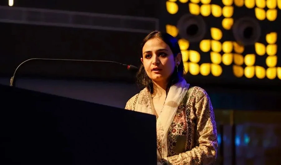 India stops journalist from flying to receive Pulitzer Prize