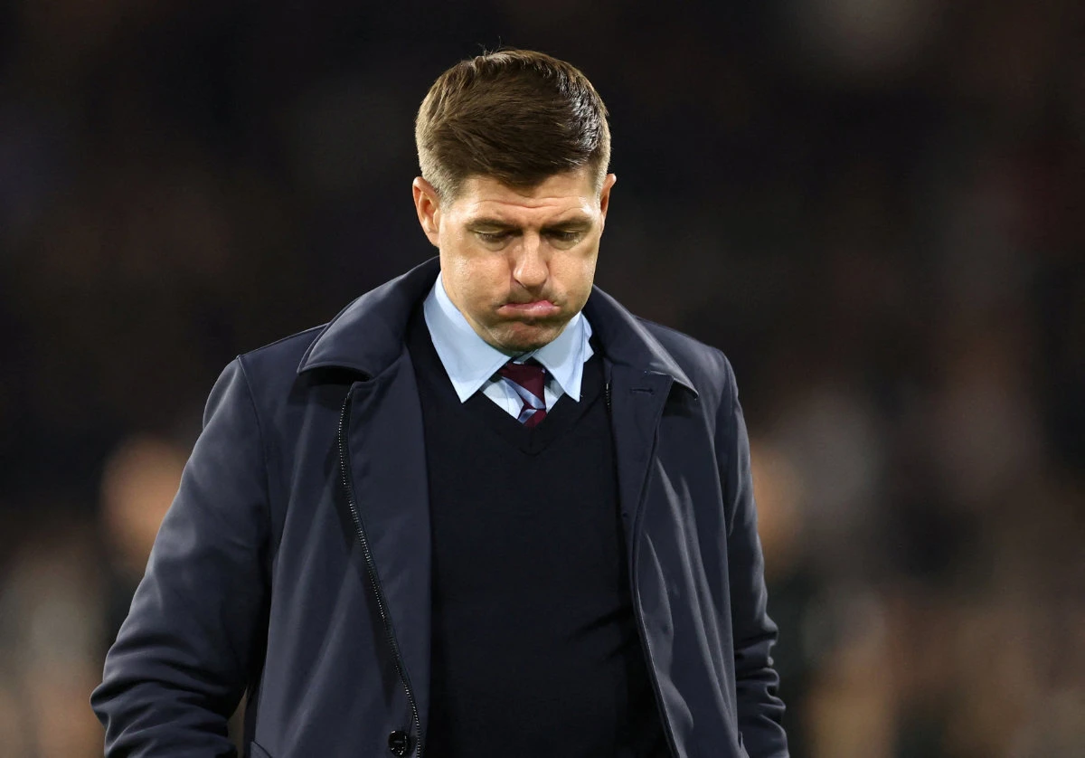 Aston Villa manager Steven Gerrard looks dejected after the Premier League match against Fulham on Oct. 20, 2022. (Reuters)