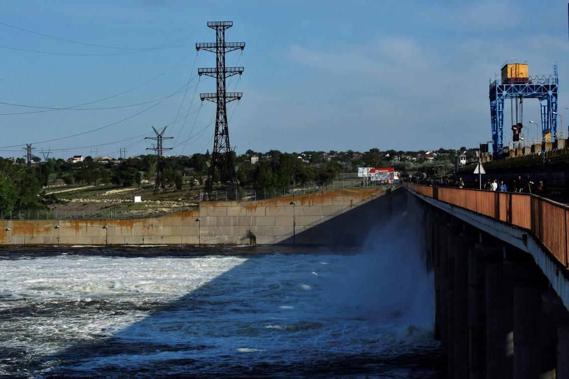 Zelensky calls on West to warn Russia not to blow up dam