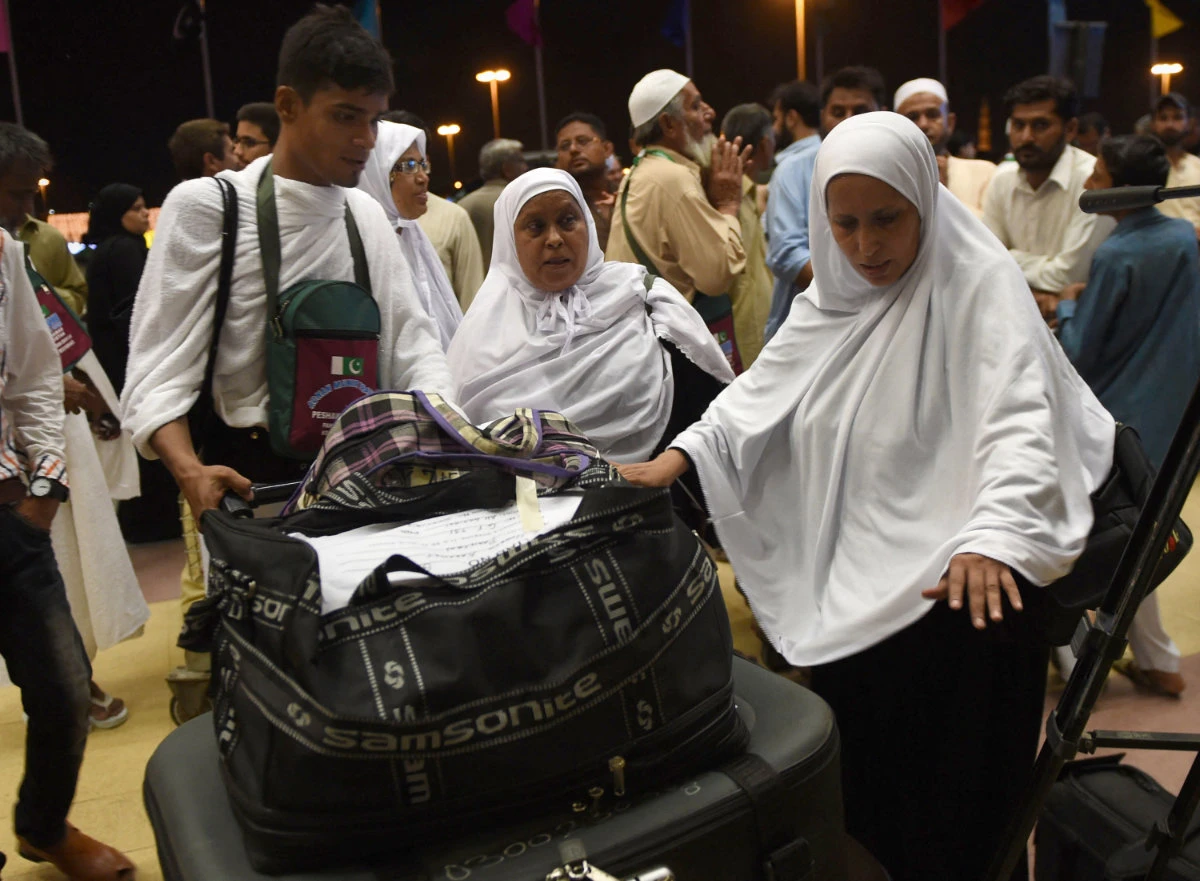 ‘Dream come true’ for Pakistani women after Saudi Arabia relaxes pilgrim visa rules