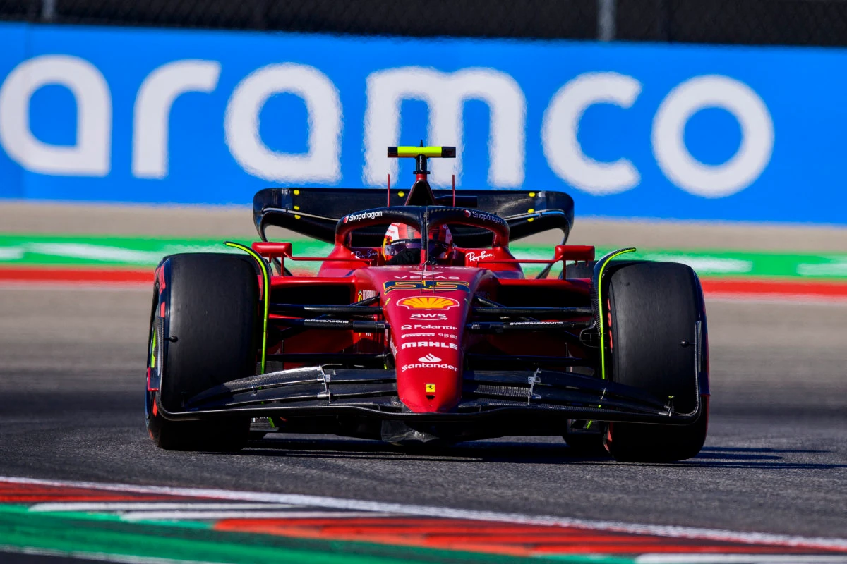 Sainz tops Verstappen in opening Texas practice