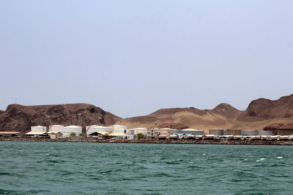 UN, international community condemn Houthi drone attack on Yemeni oil terminal