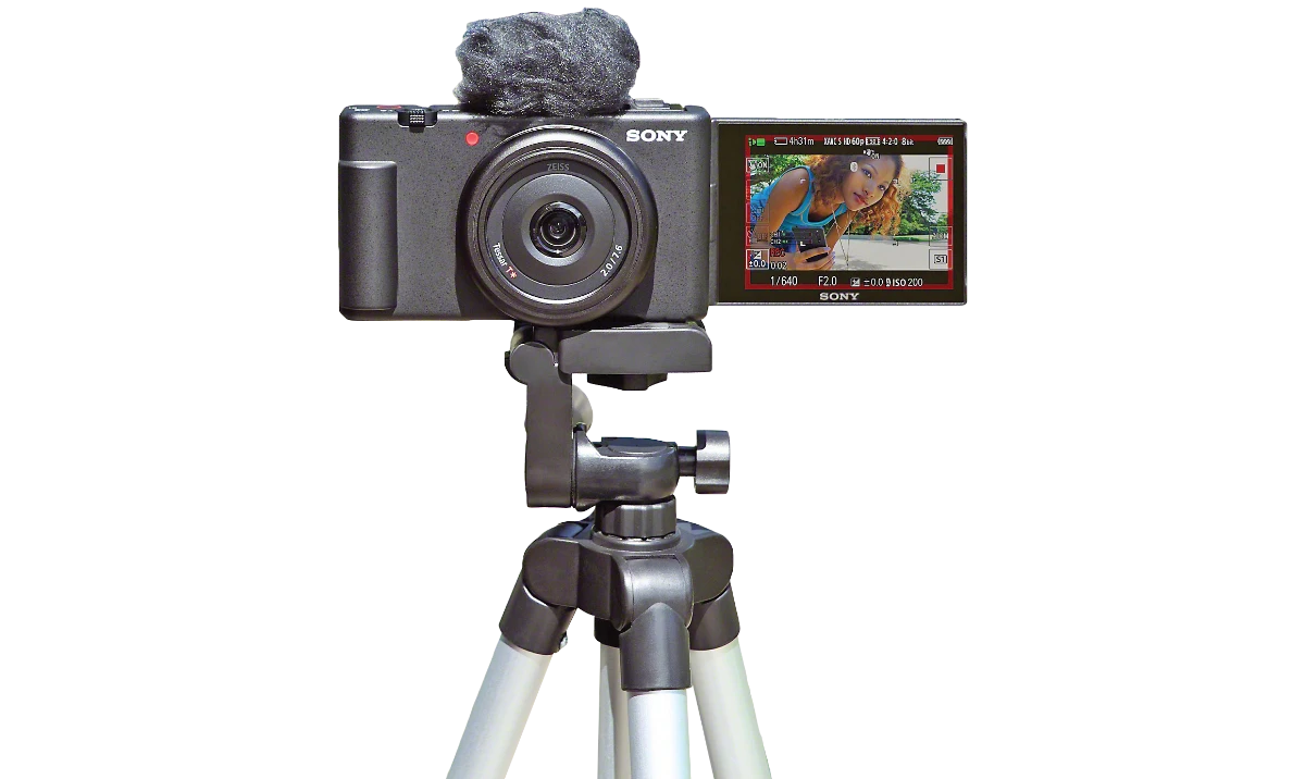 The pocket-size camera has been optimized for vlogging with Sony’s latest technology to make content stand out.