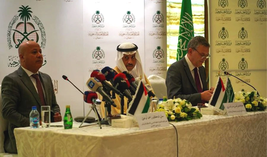 Saudi ambassador to Jordan Nayef Al-Sudairi, UNRWA’s Under-Secretary-General, Philippe Lazzarini and Dr. Ahmad Abu Holie, member of the Executive Committee of the Palestine Liberation Organization sign MoU in Amman. (Abdulrahman Shalhoub/ Arab News)