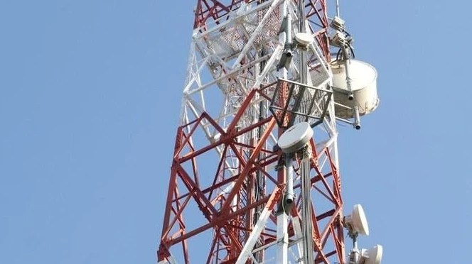Saudi PIF submits non-binding offer to acquire 51% of Tawal