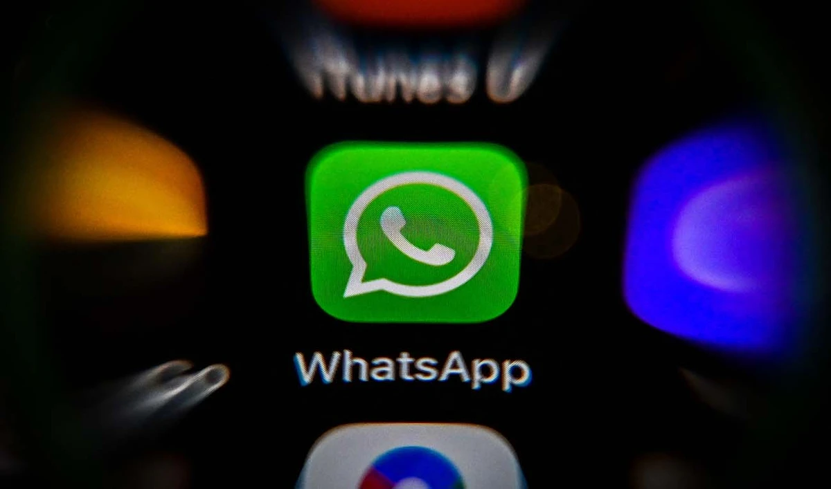WhatsApp back online after global outage hits users