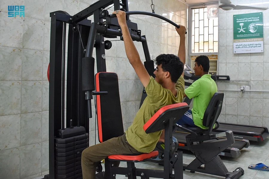 During September, the Artificial Limbs Center in Aden offered 619 different services for 204 patients who lost their limbs.