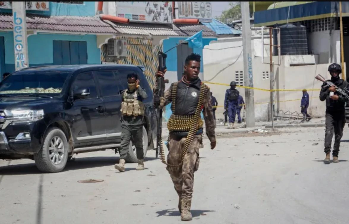 Death toll from Somalia twin bombings climbs to 100