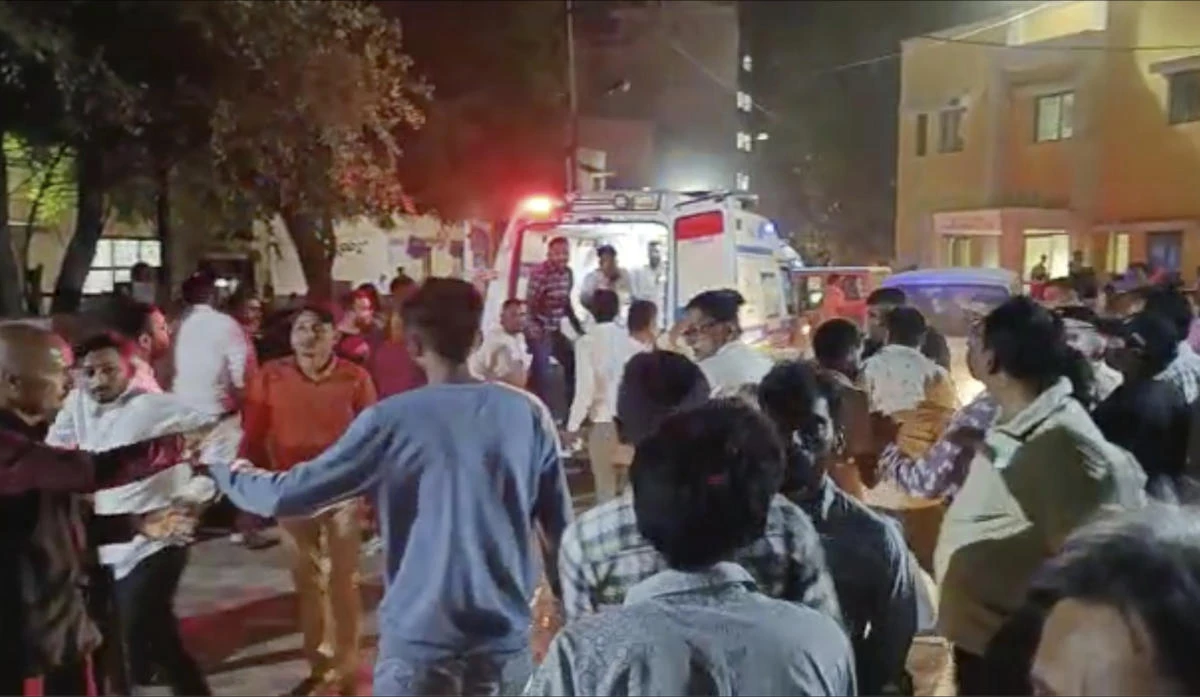 India bridge collapse death toll reaches 132