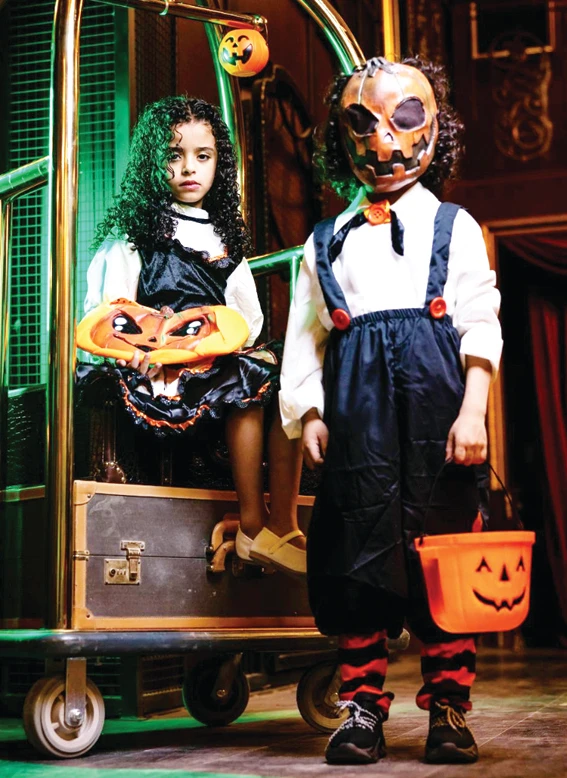 REVIEW: Party Experts offers halloween costume