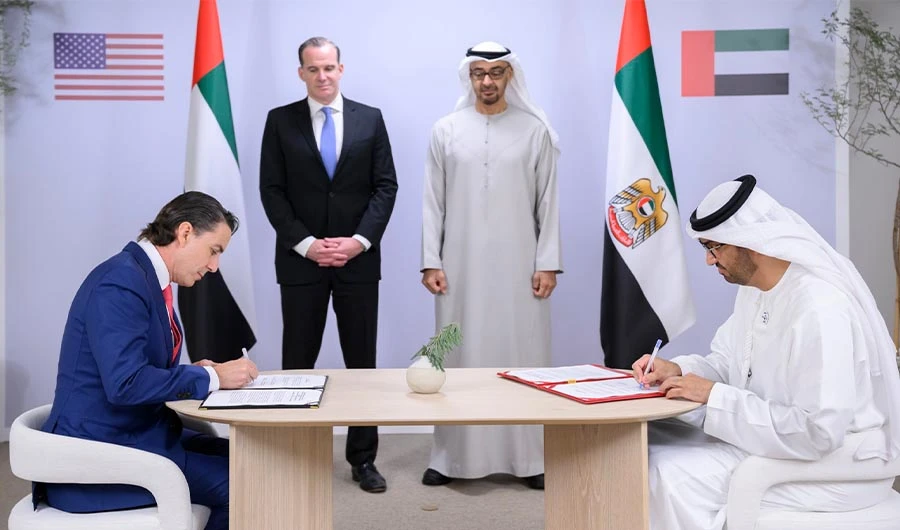 UAE Minister of Industry and Advanced Technology and Special Envoy for Climate Change Dr. Sultan Al Jaber (R) and US Special Presidential Coordinator Amos Hochstein sign the Partnership for Accelerating Clean Energy (PACE) on behalf of the UAE and the US in Abu Dhabi on Nov. 1, 2022. (Photo courtesy: Social Media)