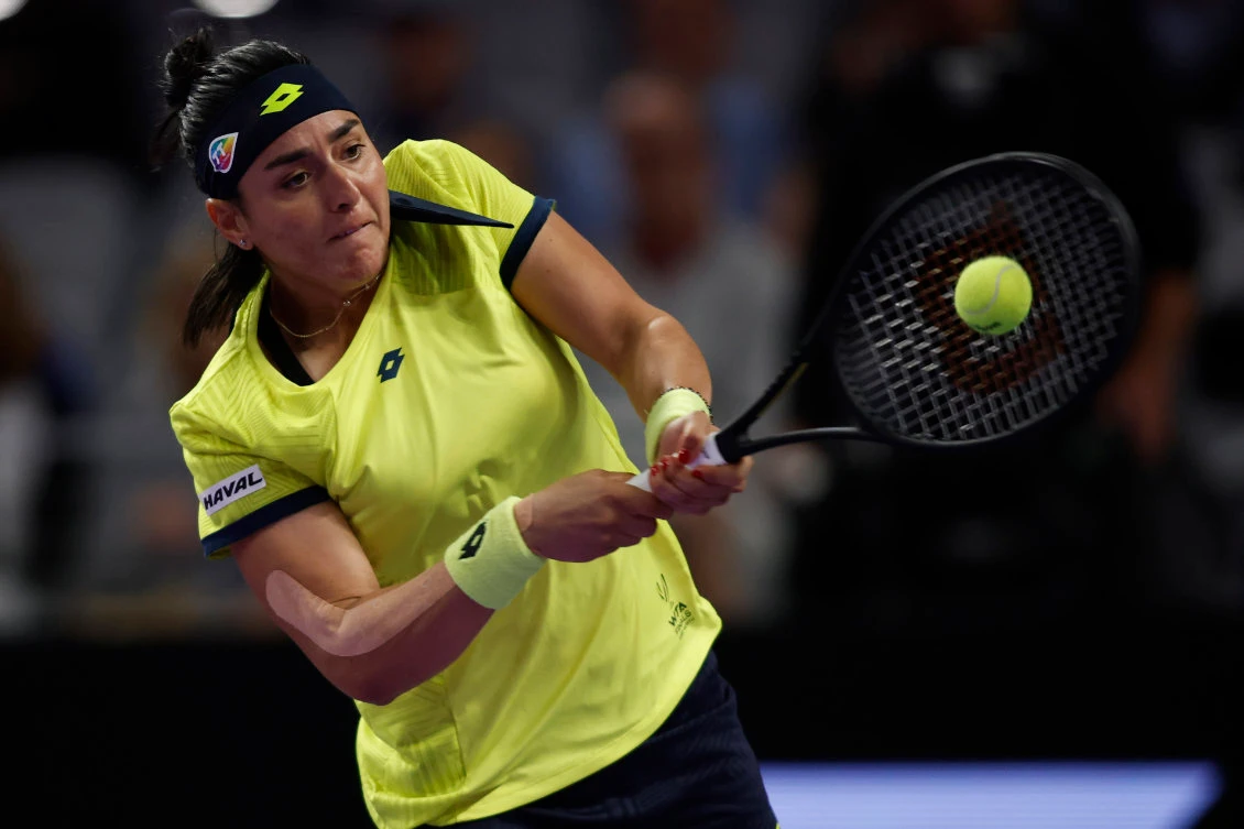 Jabeur rallies past Pegula to keep WTA Finals hopes alive