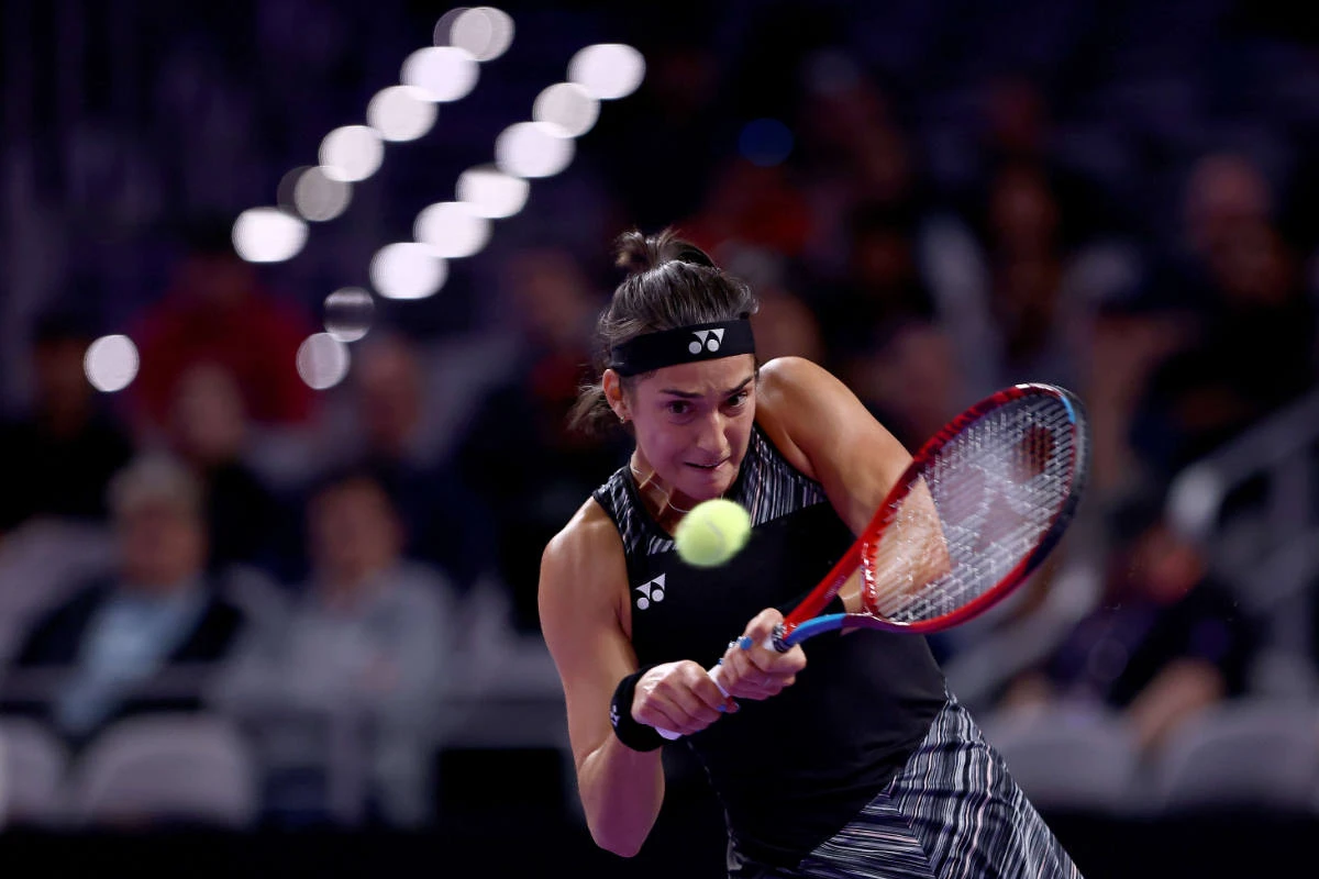 Caroline Garcia tops Daria Kasatkina for final spot in semis of WTA Finals