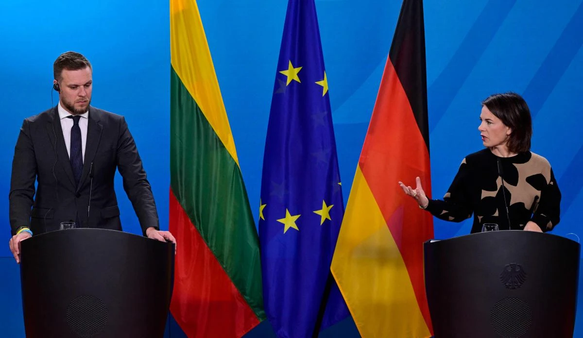 German Foreign Minister Annalena Baerbock and Lithuanian Foreign Minister Gabrielius Landsbergis address a press conference following talks at the Foreign Ministry in Berlin on Friday. (AFP)