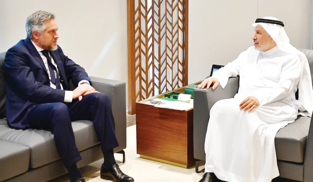 Dr. Abdullah Al-Rabeeah meets with Patrick Simonet in Riyadh. (Supplied)
