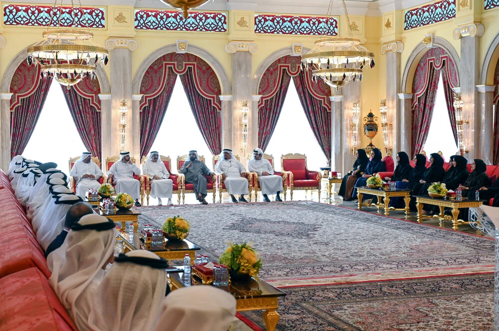 Sheikh Mohammed bin Rashid Al-Maktoum, the UAE’s vice president, prime minister and ruler of Dubai meeting local dignitaries, heads of Dubai government entities and businessmen at Zabeel Palace on Tuesday. (WAM)