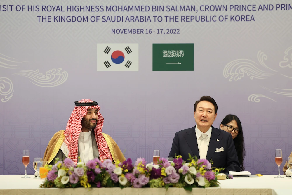 Saudi Arabian Crown Prince Mohammed bin Salman, left, with South Korean President Yoon Suk-yeol in Seoul on Nov. 17, 2022. (South Korean Presidential Office/Yonhap via AP)