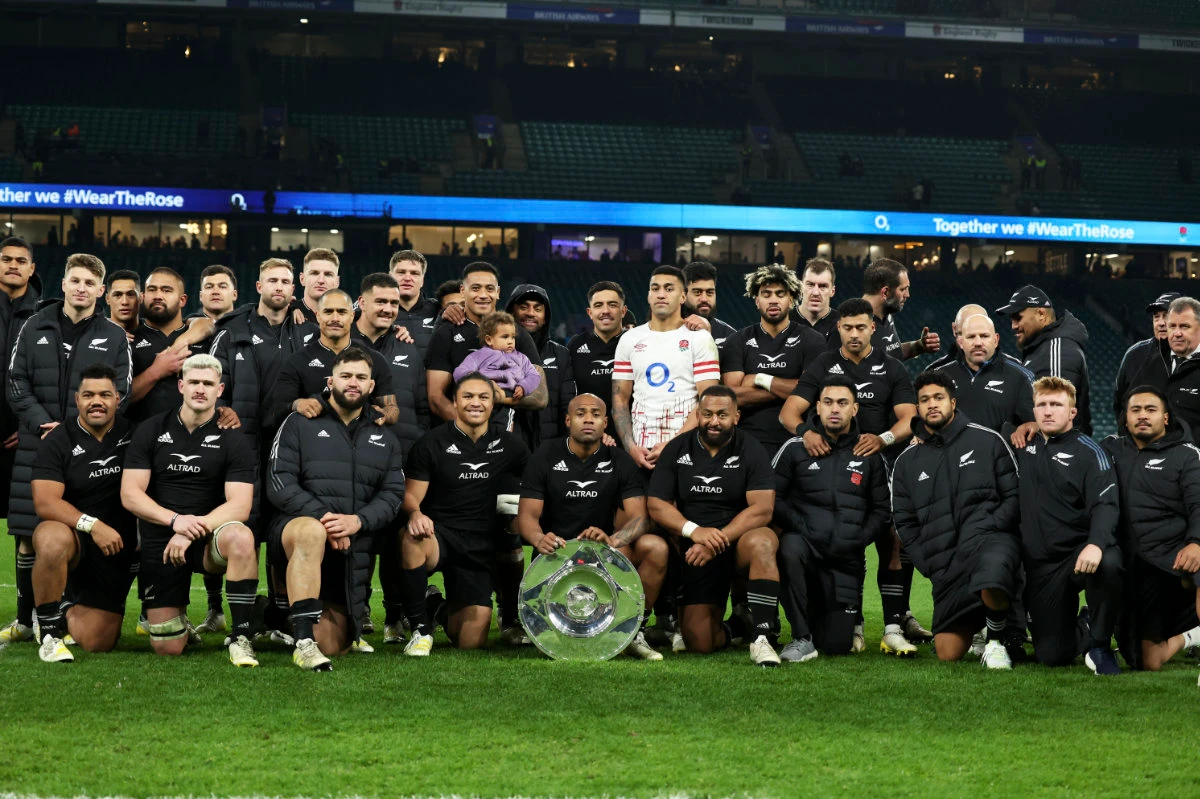 Stuart at the double as England snatch dramatic 25-25 draw with New Zealand