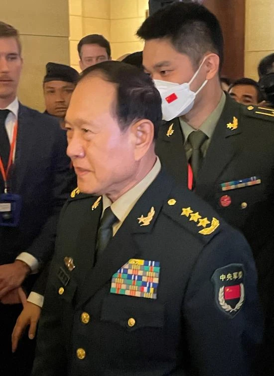 US, China defense chiefs meet in Cambodia