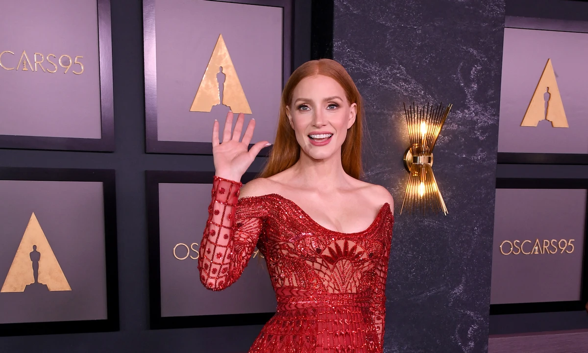 Actress Jessica Chastain shows love for Lebanese designer Zuhair Murad
