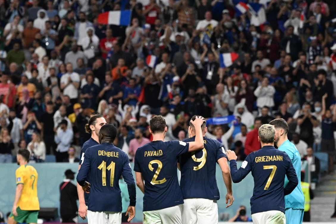 Giroud equals Henry mark as World Cup holders France sink Australia
