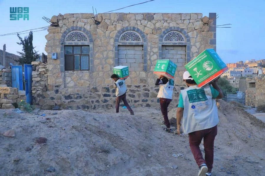 The King Salman Humanitarian Aid and Relief Center continued its relief program for needy families in Yemen, Somalia and Jordan. (SPA)