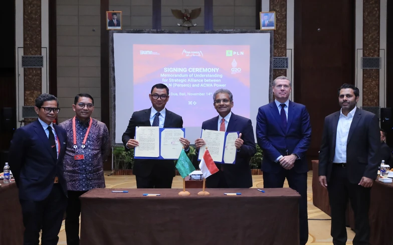 Signatories included PLN CEO, Darmawan Prasodjo and ACWA Power Vice Chairman and CEO, Paddy Padmanathan (Supplied)